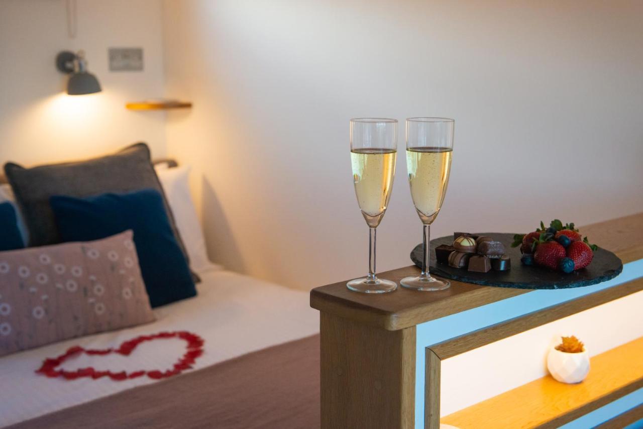 Bonnie Barns - Adults Only Luxury Lodges With Hot Tubs Luss Zewnętrze zdjęcie