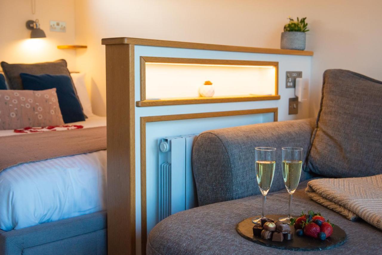 Bonnie Barns - Adults Only Luxury Lodges With Hot Tubs Luss Zewnętrze zdjęcie